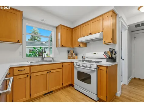 1339 S Baywood Court Canby OR 97013