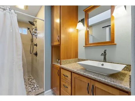 1339 S Baywood Court Canby OR 97013