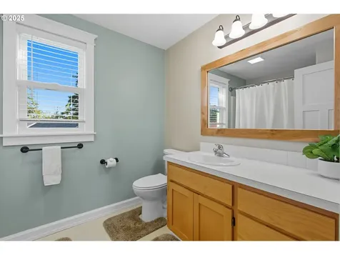 1339 S Baywood Court Canby OR 97013