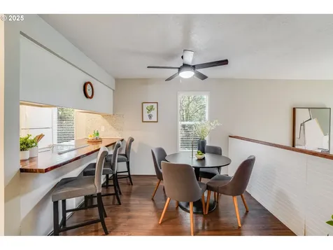 4610 Lower Drive Lake Oswego OR 97035