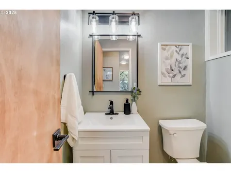 4610 Lower Drive Lake Oswego OR 97035