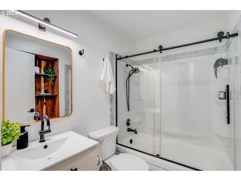 4610 Lower Drive Lake Oswego OR 97035