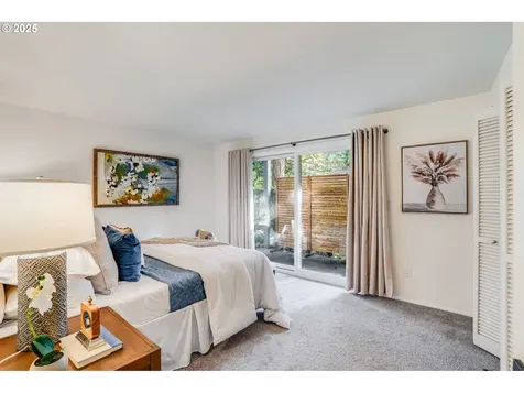4610 Lower Drive Lake Oswego OR 97035