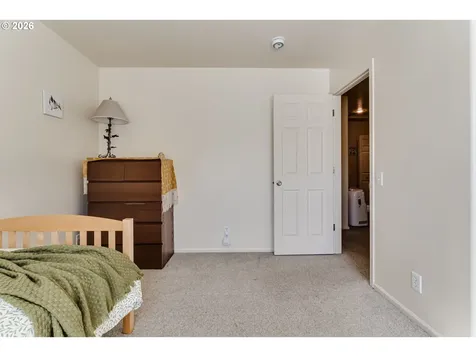 5304 Wales Drive Eugene OR 97402