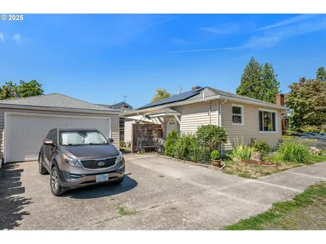 6134 NE Multnomah Street Portland OR 97213
