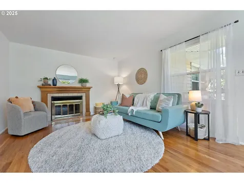 6134 NE Multnomah Street Portland OR 97213