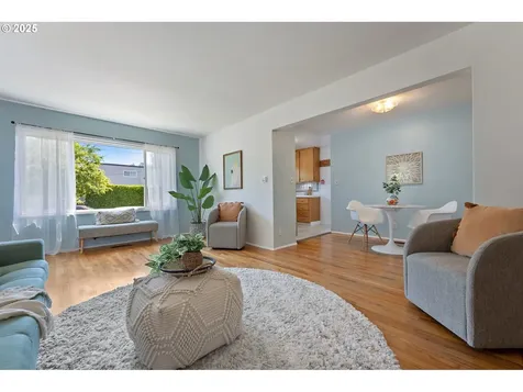 6134 NE Multnomah Street Portland OR 97213