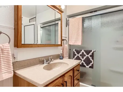 4504 SE 85th Avenue Portland OR 97266