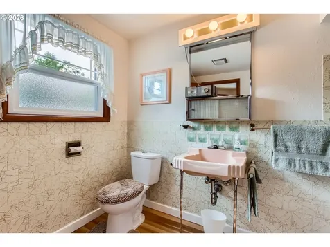 4504 SE 85th Avenue Portland OR 97266