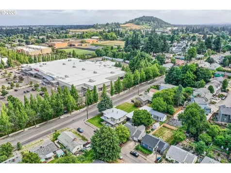 4504 SE 85th Avenue Portland OR 97266
