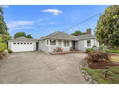 3736 SE Tolman Street Portland OR 97202