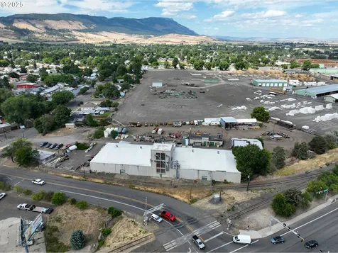 1621 N Spruce Street La Grande OR 97850