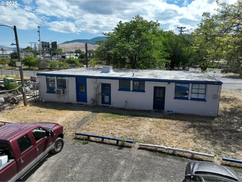 1621 N Spruce Street La Grande OR 97850