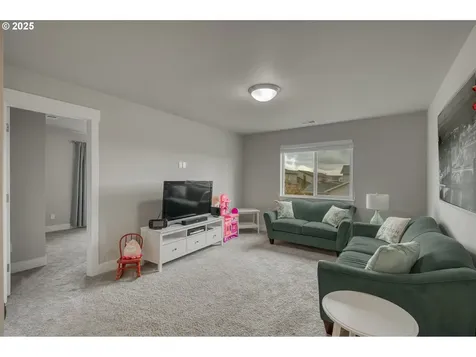 1773 Silverstone Drive Forest Grove OR 97116