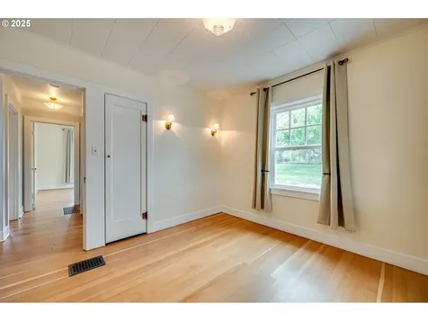 200 Columbia Street Cathlamet WA 98612