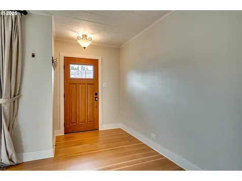 200 Columbia Street Cathlamet WA 98612