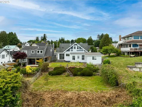 200 Columbia Street Cathlamet WA 98612