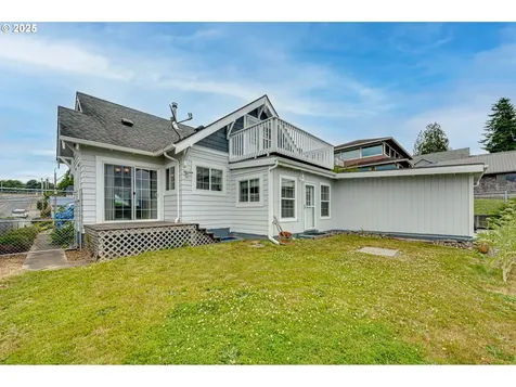 200 Columbia Street Cathlamet WA 98612