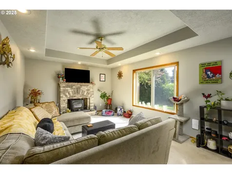 2286 NW Michelbook Lane Mcminnville OR 97128