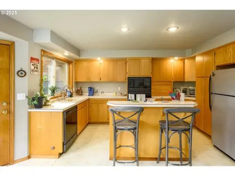 2286 NW Michelbook Lane Mcminnville OR 97128