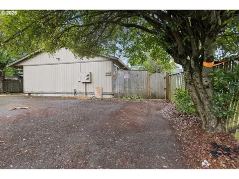 2523 SE 138th Avenue Portland OR 97236