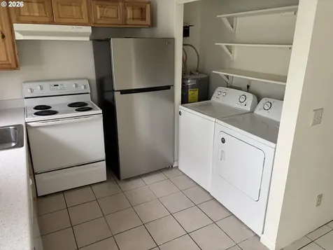 2523 SE 138th Avenue Portland OR 97236