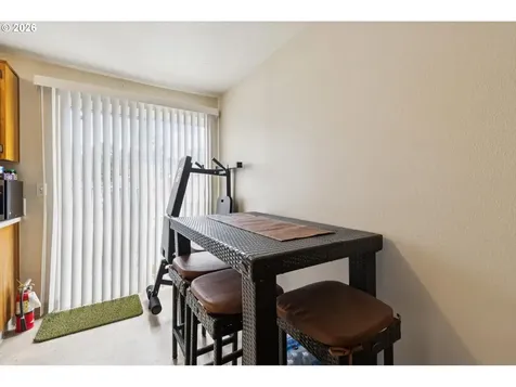 2523 SE 138th Avenue Portland OR 97236