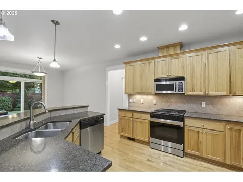 10727 SW Nelson Street Tualatin OR 97062