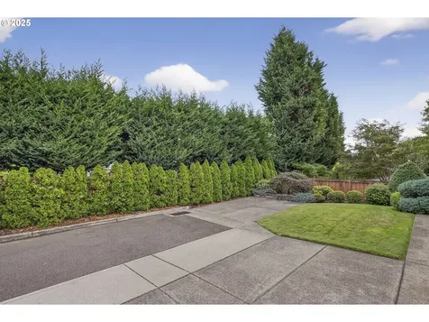 10727 SW Nelson Street Tualatin OR 97062