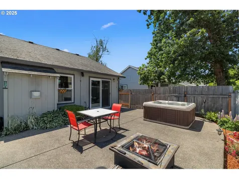 33447 SW Sequoia Street Scappoose OR 97056