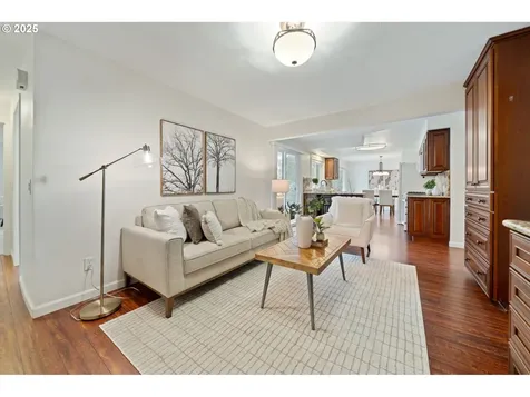 15920 SW Stratford Loop Portland OR 97224