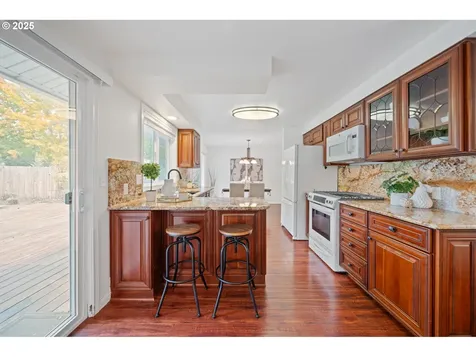 15920 SW Stratford Loop Portland OR 97224