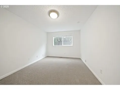 15920 SW Stratford Loop Portland OR 97224