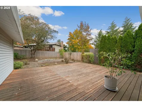 15920 SW Stratford Loop Portland OR 97224