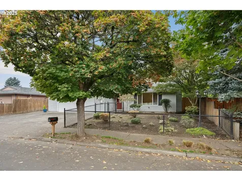 15920 SW Stratford Loop Portland OR 97224