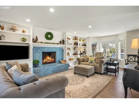 5085 SW Greenwood Circle Tualatin OR 97062
