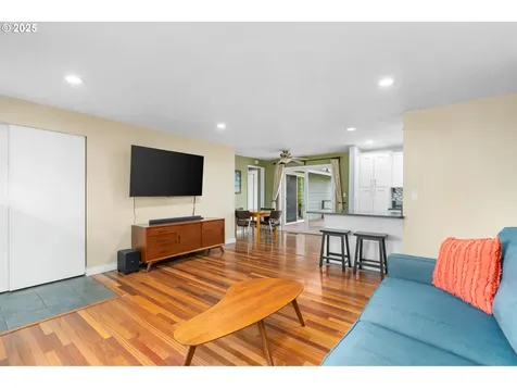 17954 NW Andria Avenue Portland OR 97229