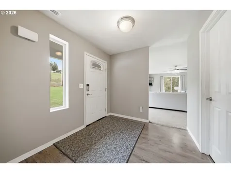 1257 Cloverdale Road Kalama WA 98625