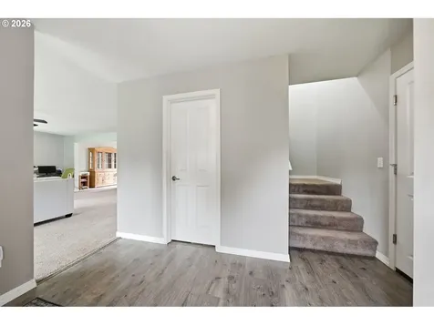 1257 Cloverdale Road Kalama WA 98625