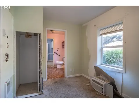 839 Union Gap Loop Road Oakland OR 97462
