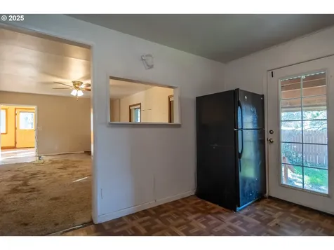 839 Union Gap Loop Road Oakland OR 97462
