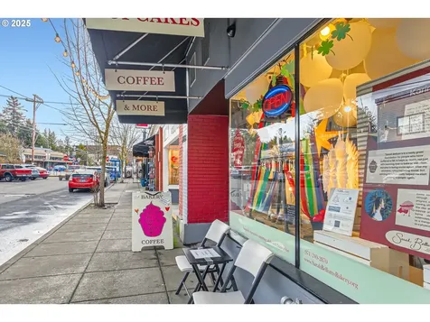 2827 SW Custer Street Portland OR 97219