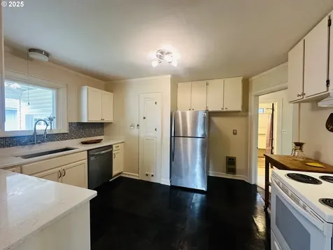924 Chambers Street Eugene OR 97402