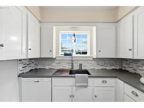 6995 SW 195th Avenue Beaverton OR 97007