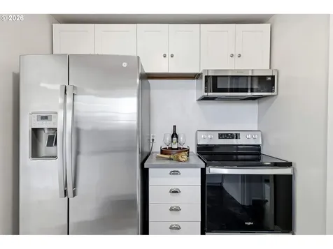 6995 SW 195th Avenue Beaverton OR 97007