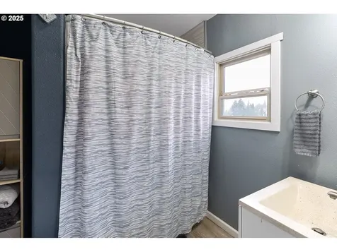 272 Military Road Kalama WA 98625