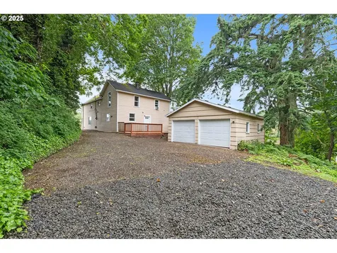 272 Military Road Kalama WA 98625