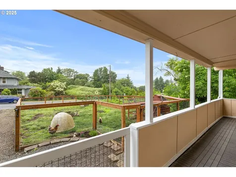 272 Military Road Kalama WA 98625