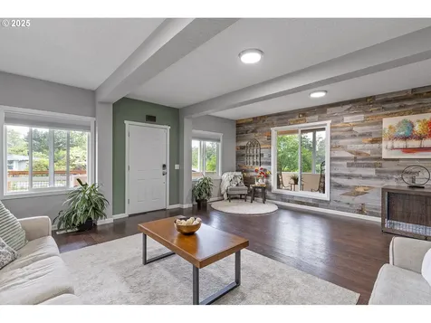272 Military Road Kalama WA 98625