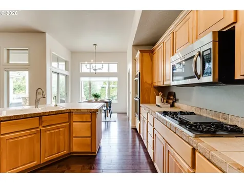 3247 Lakeside Drive Eugene OR 97401